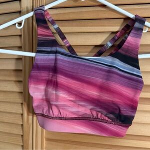 Lululemon Women's Pink Striped Sports  Bra Sz 2